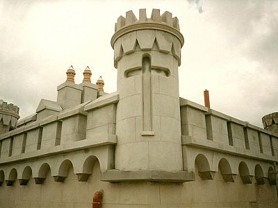 Listed building restoration including intricate cornicing and lime plastering