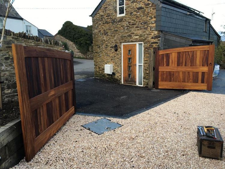  Iroko Hardwood Entrance Gates