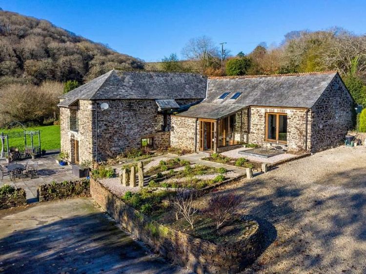 Barn Conversion in Tamar Valley