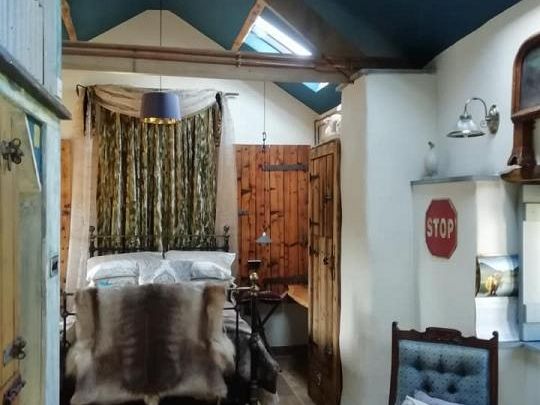 Stable Conversion near Landrake